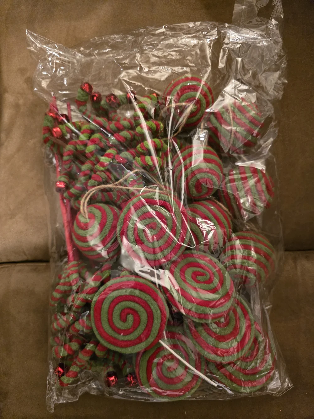 Spiral Ornament Set. Red and Green Christmas Tree Decor. 24 Piece Set. NWT.